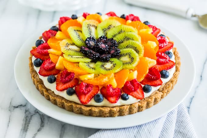 Easy Rainbow Fruit Pizza: Perfect for Kids, Parties & St. Patrick's Day